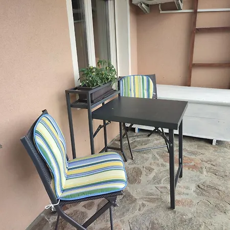 Apartamento Sunny Karla Id One35030